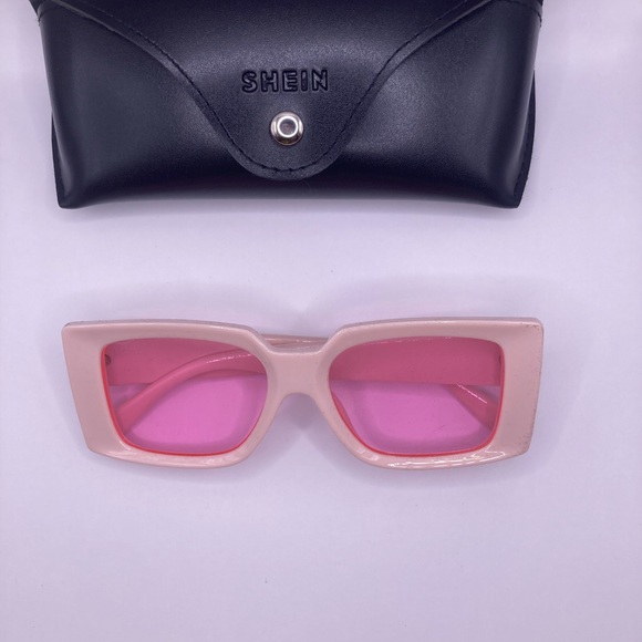 Shein Pink Rectangle Barbiecore Square Plastic Sunglasses - Picture 5 of 7